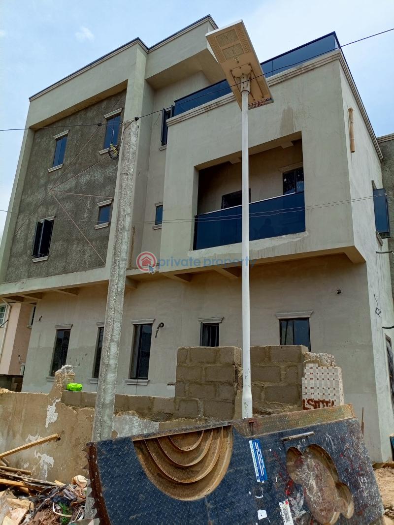 A mini estate with 4 units of newly built 5bedroom duplexes - 6 5 bedroom Detached Duplex For Sale Apple Estate Apple Junction Amuwo Odofin Lagos - 6