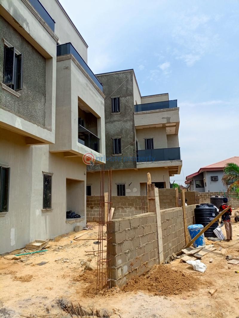 A mini estate with 4 units of newly built 5bedroom duplexes - 9 5 bedroom Detached Duplex For Sale Apple Estate Apple Junction Amuwo Odofin Lagos - 9