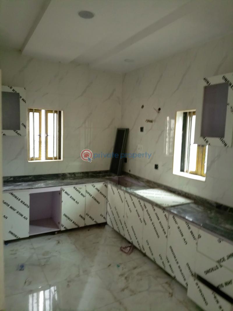 A mini estate with 8 units of newly built 5bedroom duplexes on 3floors - 22 5 bedroom Detached Duplex For Sale Golden Estate, Off Apple Junction Apple Junction Amuwo Odofin Lagos - 22