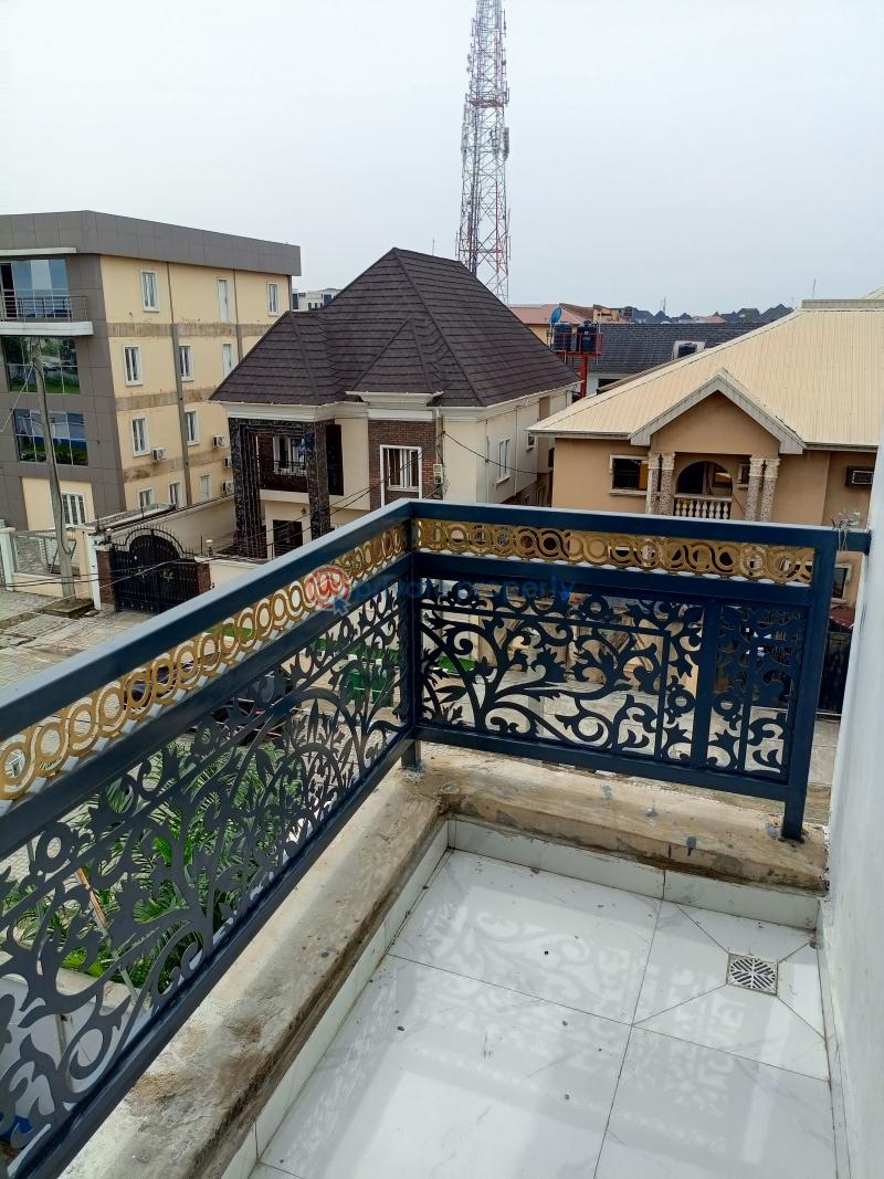 A mini estate with 8 units of newly built 5bedroom duplexes on 3floors - 13 5 bedroom Detached Duplex For Sale Golden Estate, Off Apple Junction Apple Junction Amuwo Odofin Lagos - 13
