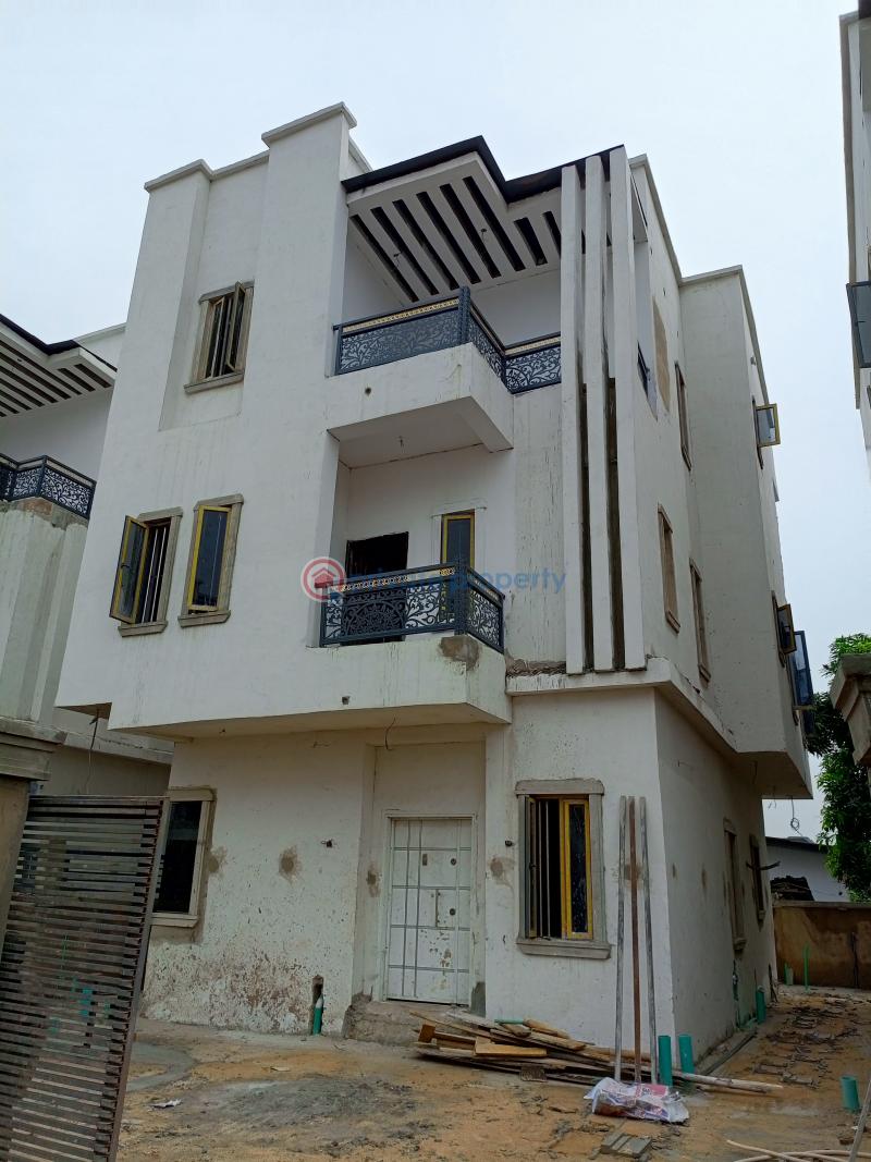 A mini estate with 8 units of newly built 5bedroom duplexes on 3floors - 18 5 bedroom Detached Duplex For Sale Golden Estate, Off Apple Junction Apple Junction Amuwo Odofin Lagos - 18