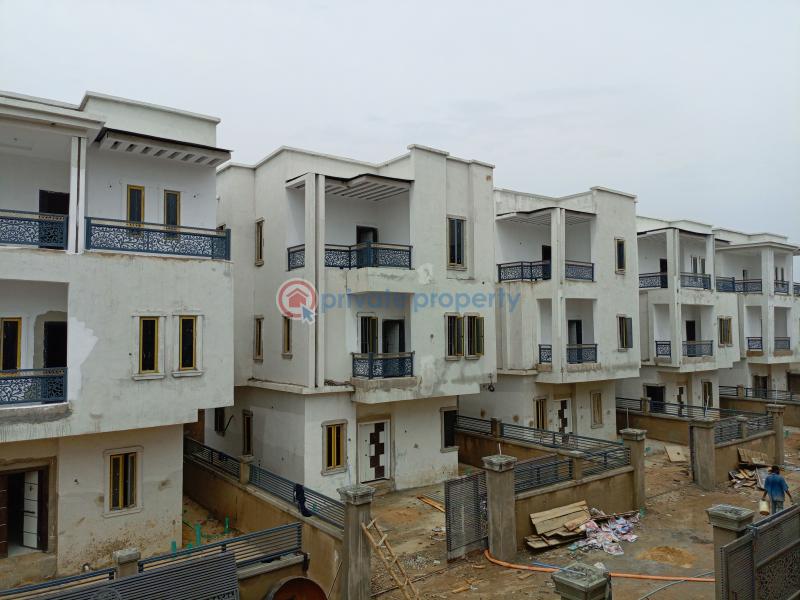 A mini estate with 8 units of newly built 5bedroom duplexes on 3floors - 12 5 bedroom Detached Duplex For Sale Golden Estate, Off Apple Junction Apple Junction Amuwo Odofin Lagos - 12
