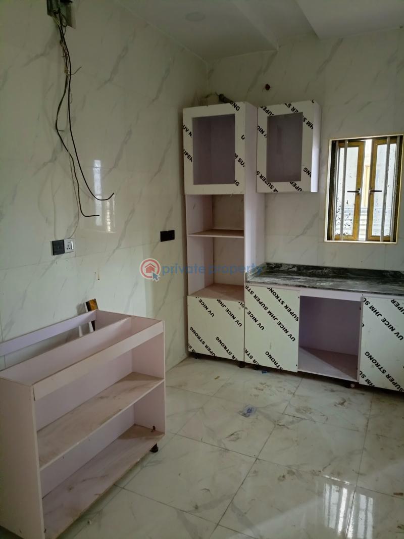 A mini estate with 8 units of newly built 5bedroom duplexes on 3floors - 19 5 bedroom Detached Duplex For Sale Golden Estate, Off Apple Junction Apple Junction Amuwo Odofin Lagos - 19
