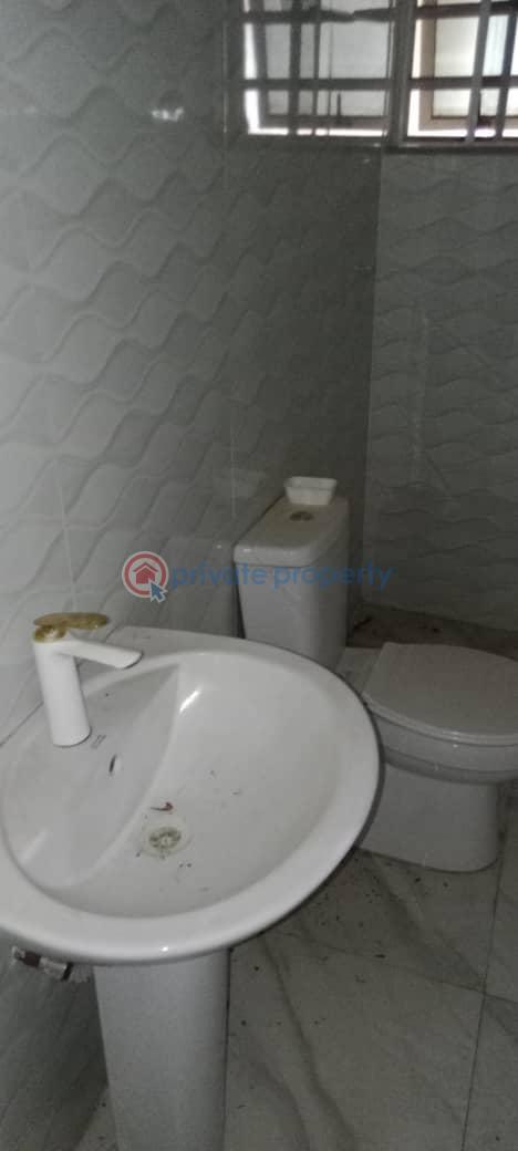 A modern 2bedroom flat to let at abobo off elebu idi ahun road opp abese junction elebu. - 7 2 bedroom Block Of Flats For Rent Abobo Elebu Ibadan Oyo - 7
