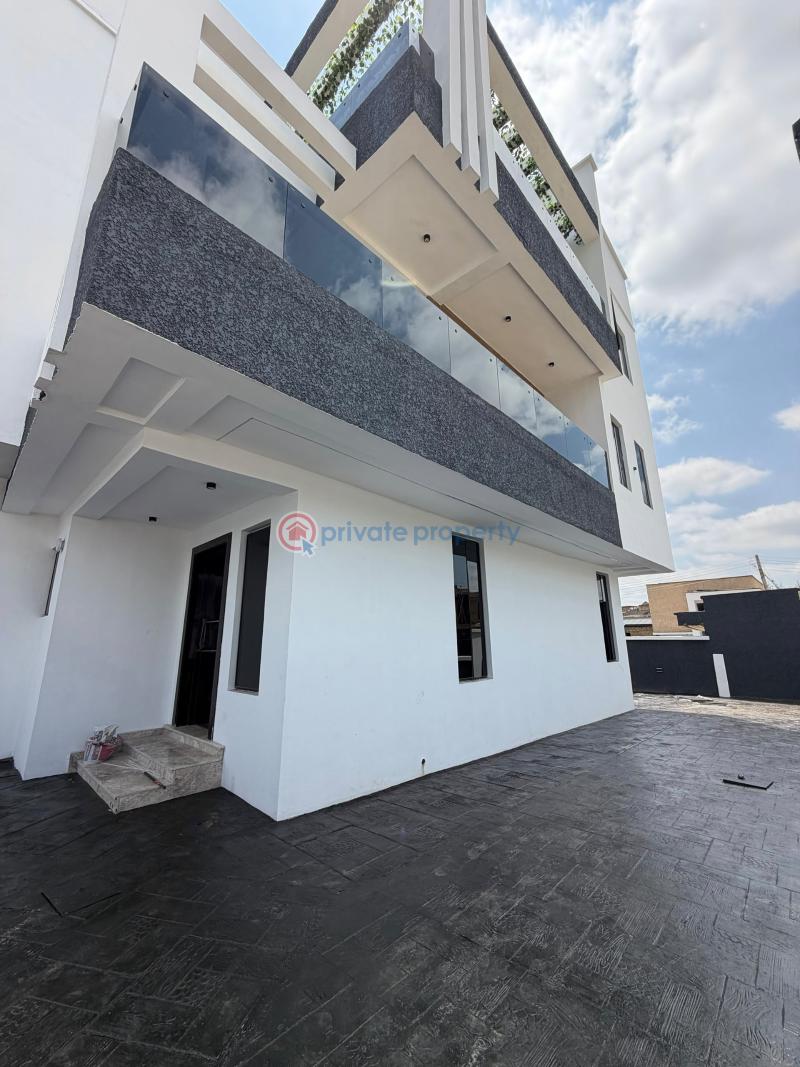 House For Sale Carlton Gate Estate Ibadan Oyo - 1
