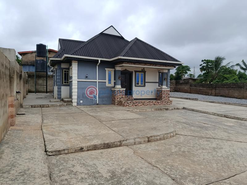 3 bedroom Detached Bungalow For Sale Talazzo Area, Gbekuba Apata, Ibadan Apata Ibadan Oyo - 1