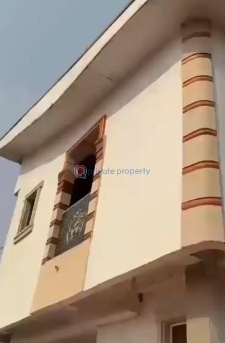 7 bedroom Flat & Apartment For Sale Ijaye Ojokoro Ifako-Ijaiye Lagos - 3