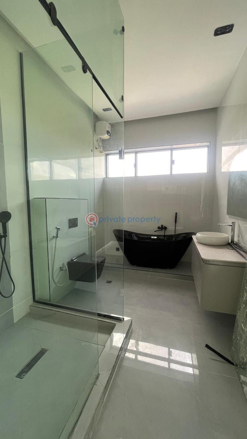 5 bedroom Detached Duplex For Sale Chevron Drive Lekki Lagos - 18