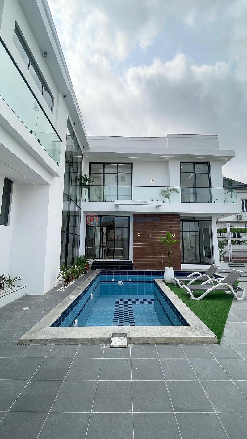 5 bedroom Detached Duplex For Sale Chevron Drive Lekki Lagos - 1