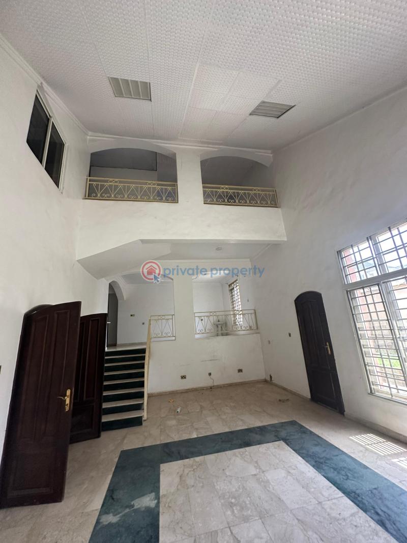 5 bedroom Block Of Flats For Rent Oba Biladu Street, Opposite Olive Court, Agodi Gra, Agodi Ibadan Oyo - 0