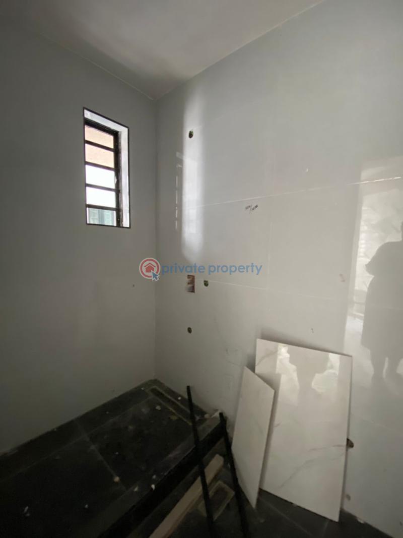 2 bedroom Flat & Apartment For Sale Freedom Way Lekki Phase 1 Lagos - 7