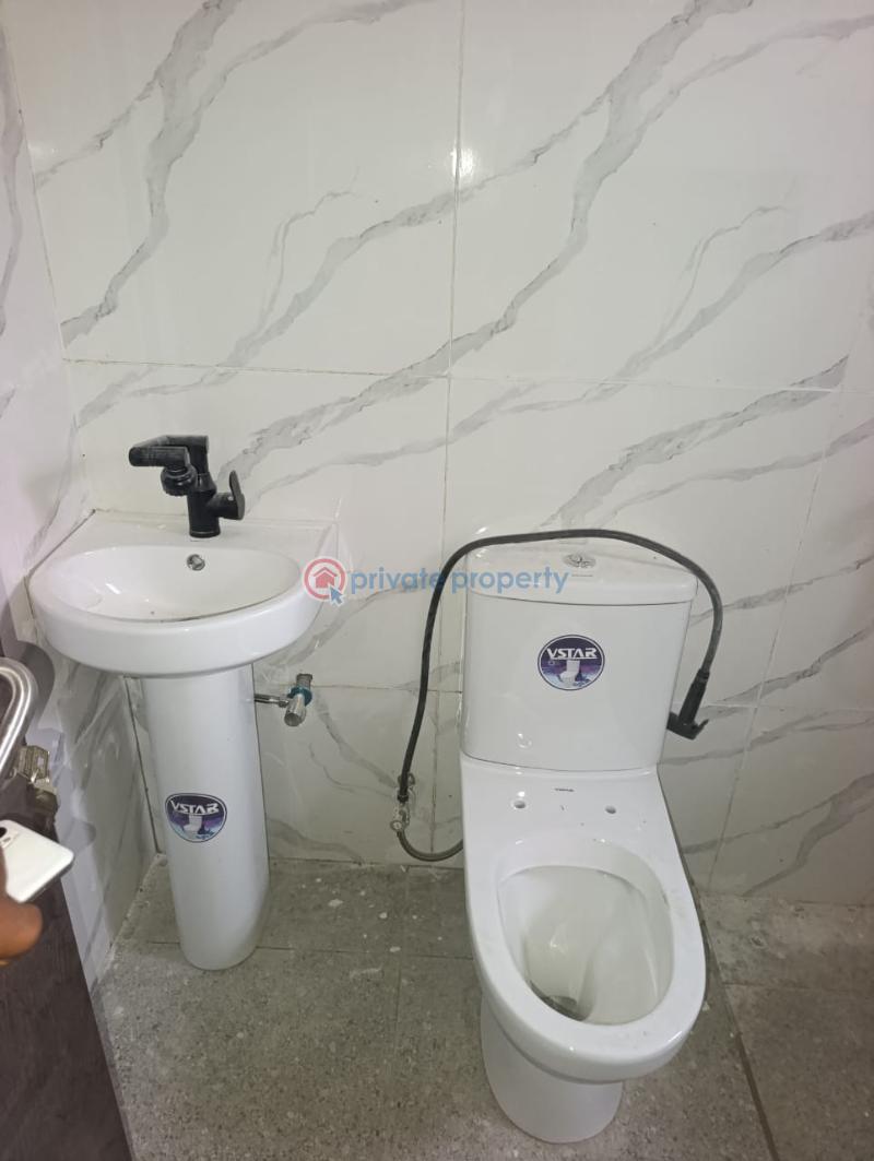 3 bedroom Flat & Apartment For Rent Akala Estate Akobo Ibadan Oyo - 3