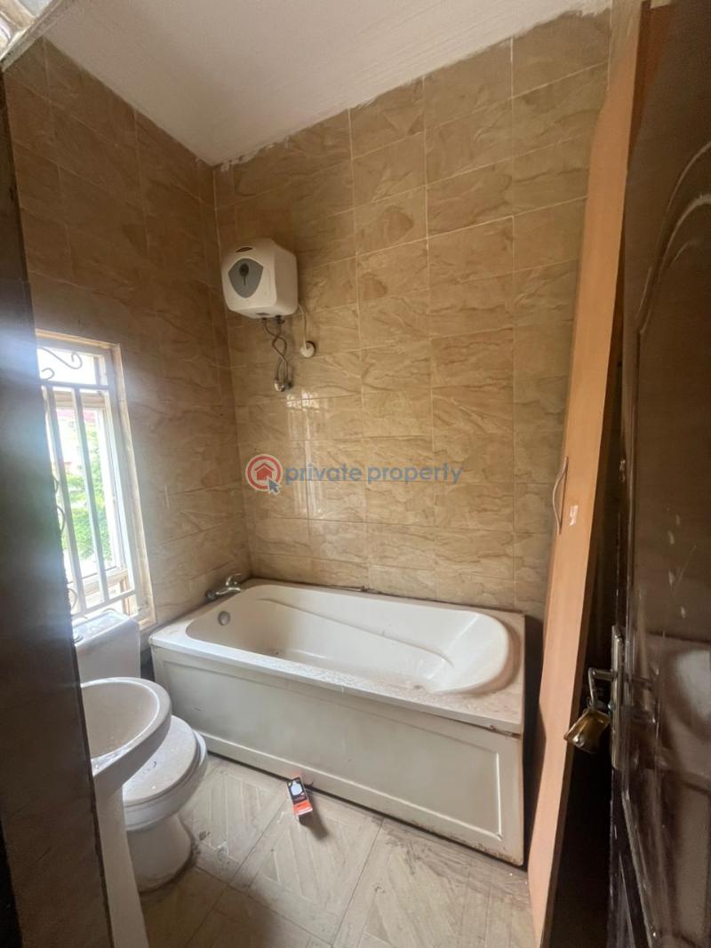 5 bedroom terrace duplex with bq for rent - 3 1 bedroom House For Rent Gaduwa Abuja Phase 2  - 3
