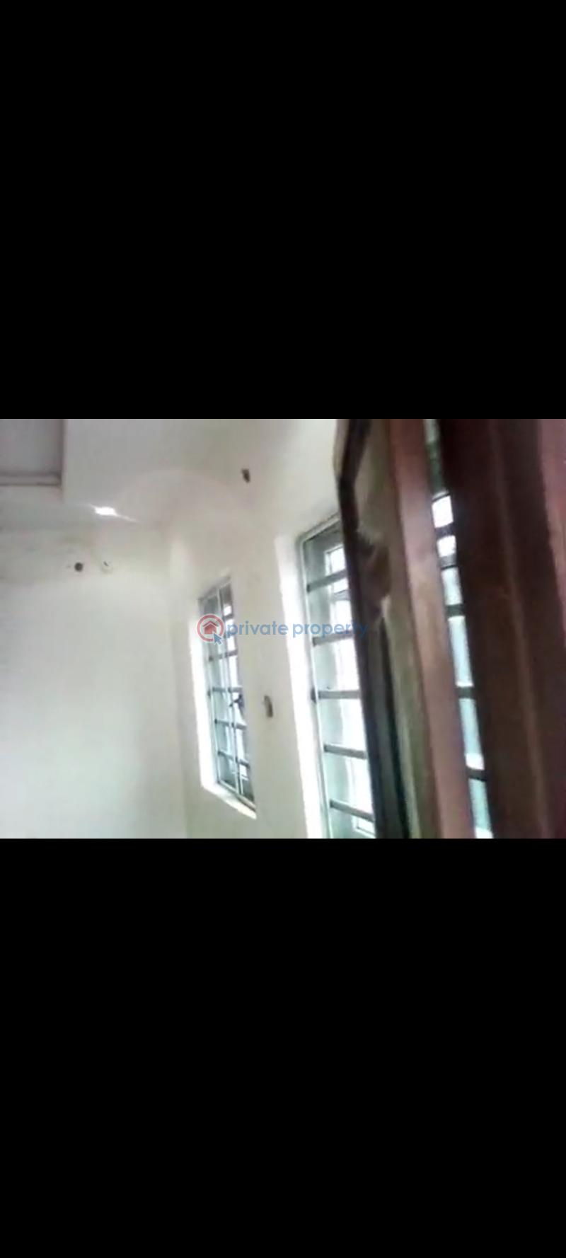 2 bedroom Block Of Flats For Rent Karimu Laka Axis, Unity Estate Egbeda Egbeda Egbe/Idimu Lagos - 4