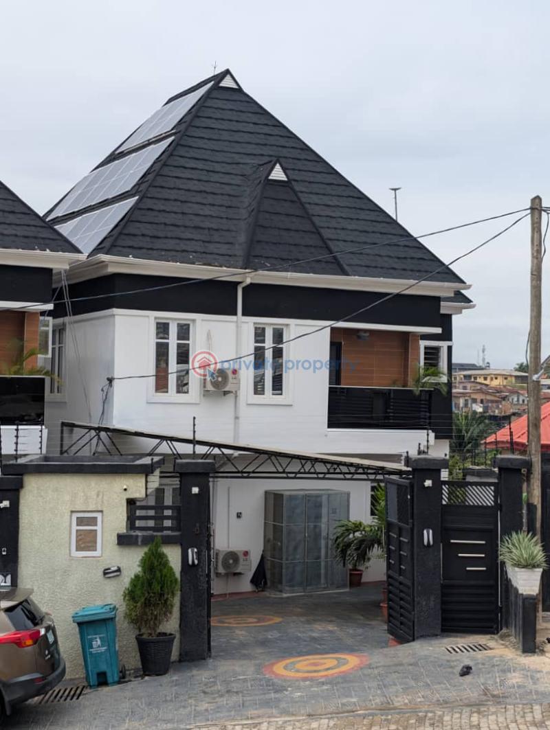 4 bedroom Maisonette For Sale Ogba College Raod Ifako-ogba Lagos