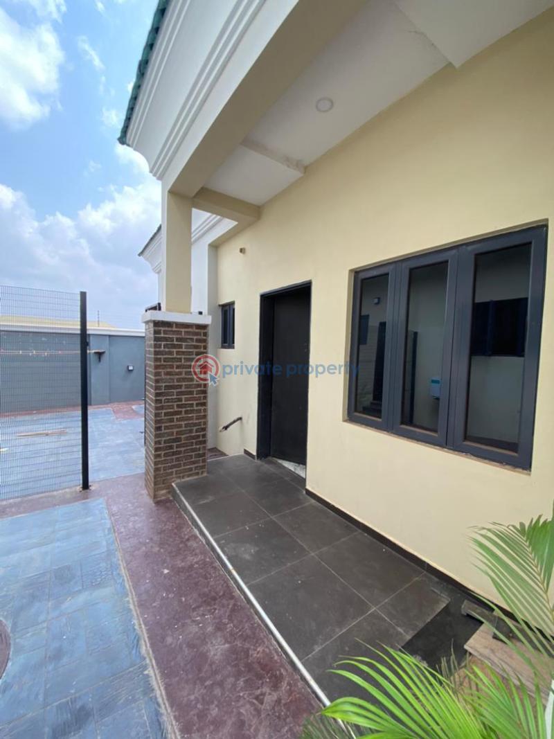 2 bedroom Block Of Flats For Rent Kemta Housing Estate Idi Aba Abeokuta Ogun - 1