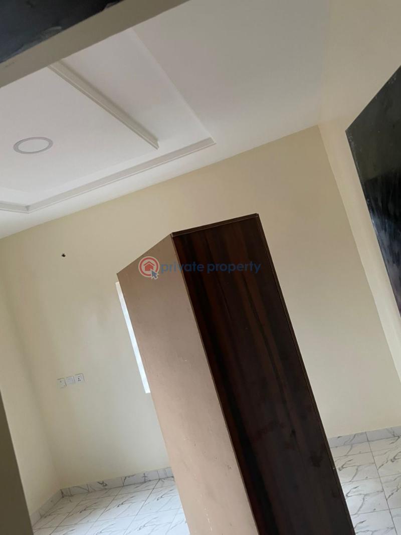 2 bedroom Block Of Flats For Rent Fateru, Via Ireakari Estate Akala Express Ibadan Oyo - 6