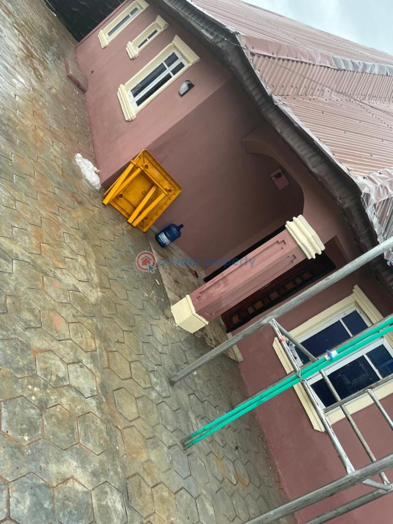 2 bedroom Block Of Flats For Rent Alaaka Vista Estate Elebu, Akala Express Ibadan Oyo - 2