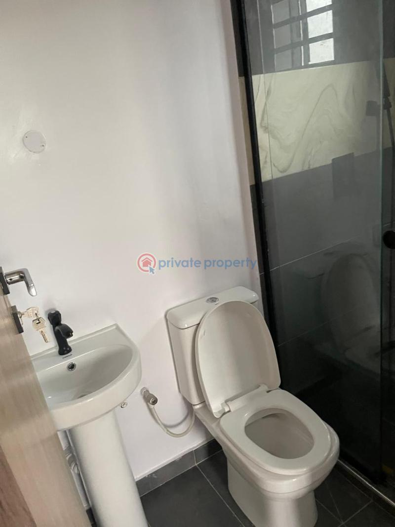 House For Sale Olusoji Area, Oluyole Extension Off Akala Express Ibadan. Ibadan Oyo - 8