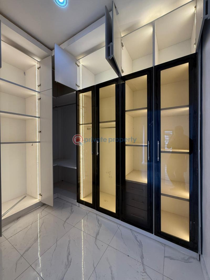 4 bedroom Detached Duplex For Sale Carlton Gate Estate Akobo Ibadan Oyo - 16