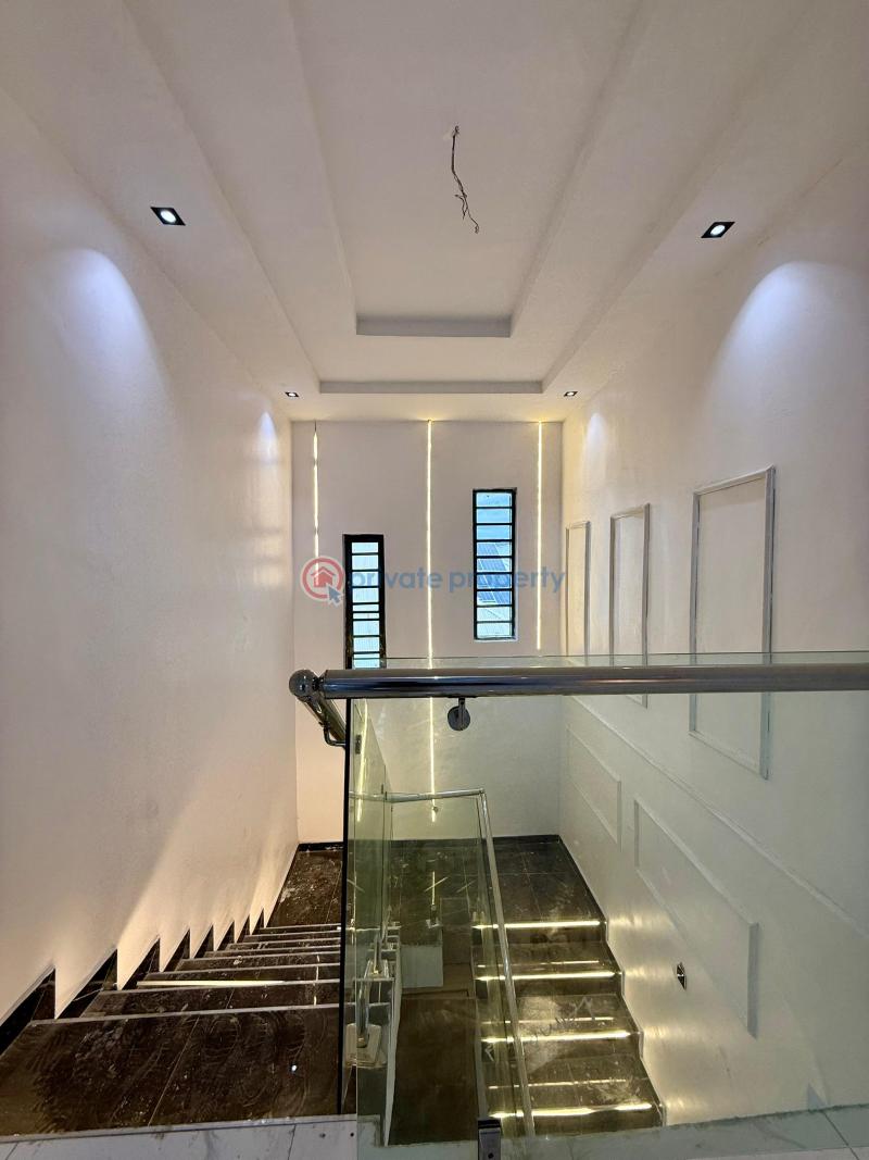 4 bedroom Detached Duplex For Sale Carlton Gate Estate Akobo Ibadan Oyo - 11