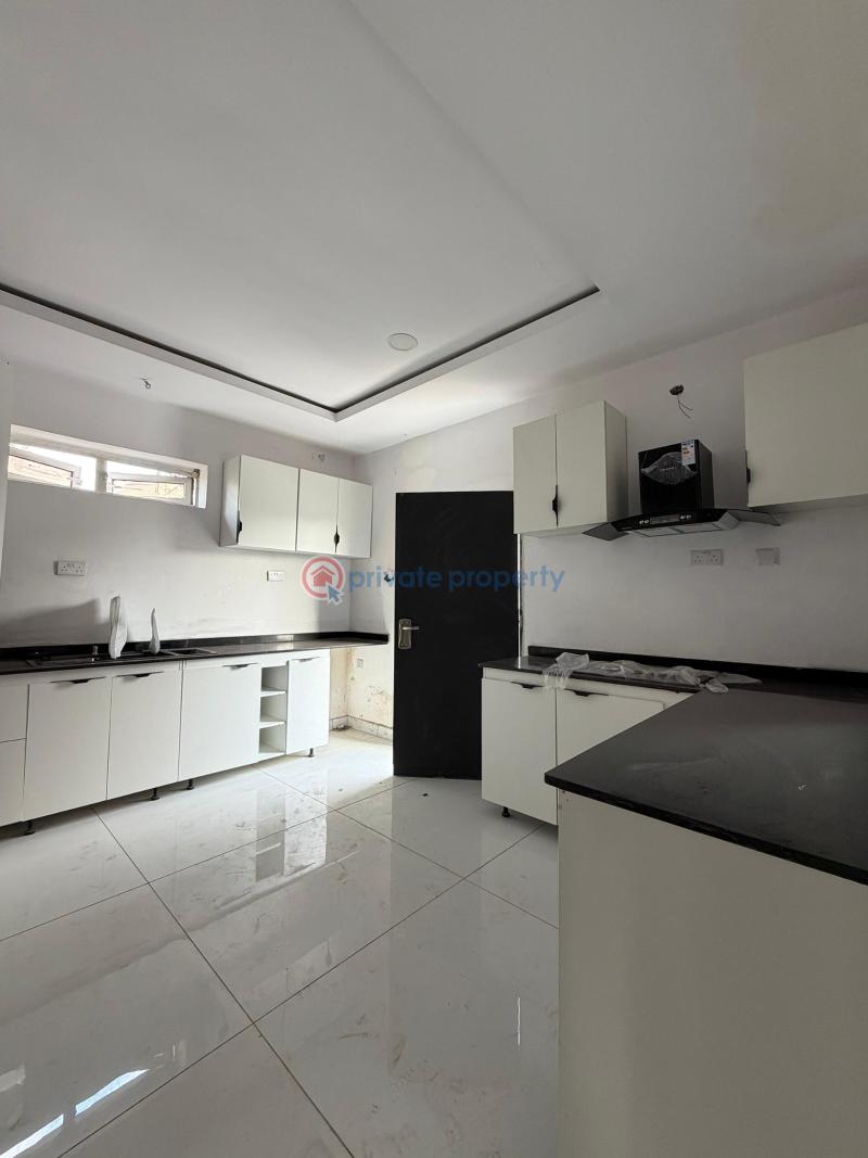 4 bedroom Detached Duplex For Sale Kolapo Ishola Gra Akobo Ibadan Oyo - 4