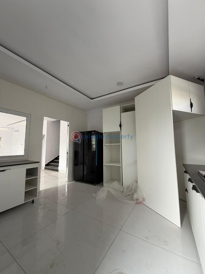 4 bedroom Detached Duplex For Sale Kolapo Ishola Gra Akobo Ibadan Oyo - 10