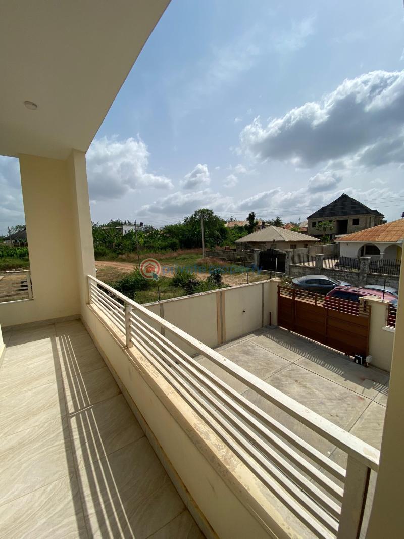 House For Sale Shalom Estate, Off Nihort, Jericho Extension, Ibadan Ibadan Oyo - 9
