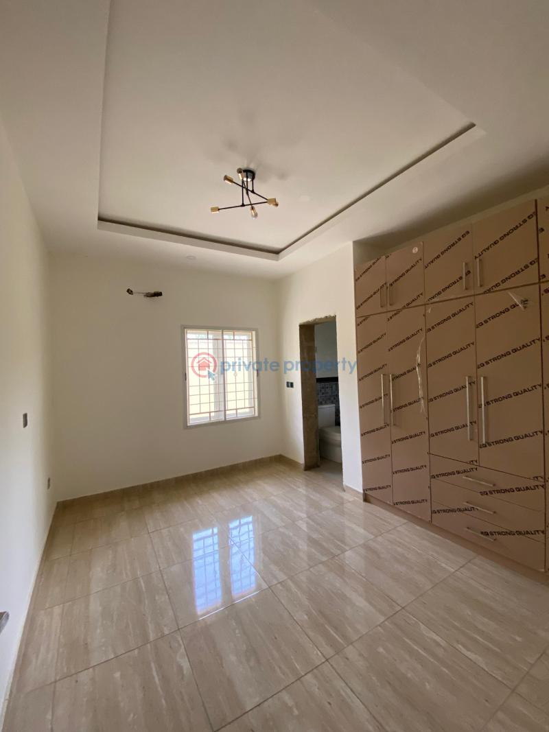 House For Sale Shalom Estate, Off Nihort, Jericho Extension, Ibadan Ibadan Oyo - 22