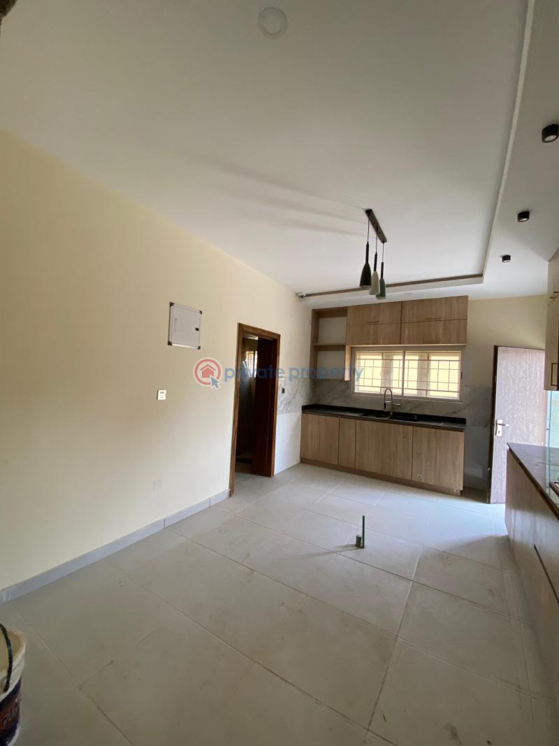 House For Sale Shalom Estate, Off Nihort, Jericho Extension, Ibadan Ibadan Oyo - 23