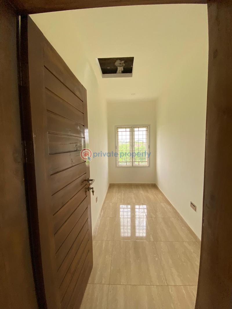 House For Sale Shalom Estate, Off Nihort, Jericho Extension, Ibadan Ibadan Oyo - 14