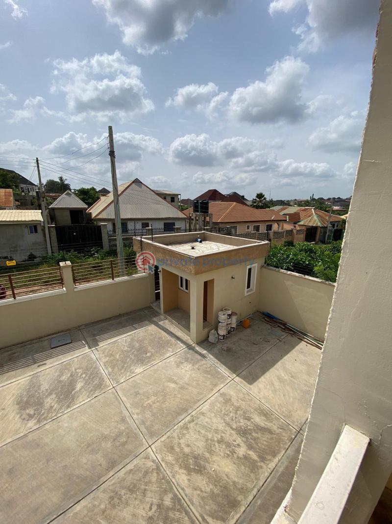 House For Sale Shalom Estate, Off Nihort, Jericho Extension, Ibadan Ibadan Oyo - 8