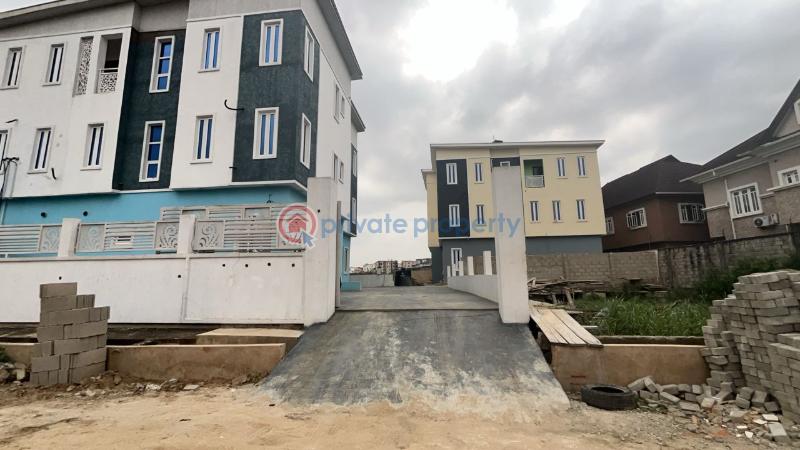 4 bedroom Semi detached Duplex For Rent Arowojobe Estate Maryland Ikeja Lagos - 3