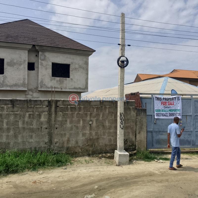 Townhouse For Sale Saheed Hassan Street, Greenville Estate Badore Ajah Lagos - 3