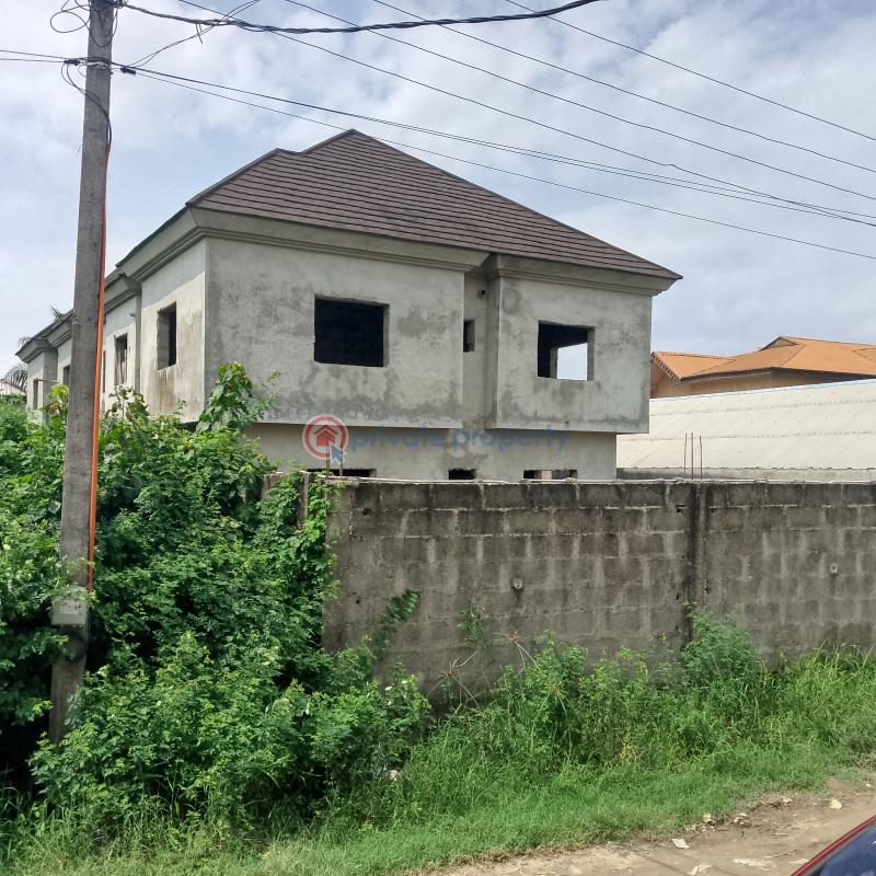 Townhouse For Sale Saheed Hassan Street, Greenville Estate Badore Ajah Lagos - 0