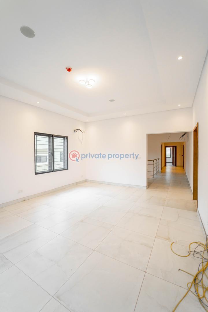 A newly built 5 bedroom detached duplex - 13 5 bedroom Detached Duplex For Sale Lekki Phase 1 Lagos - 13