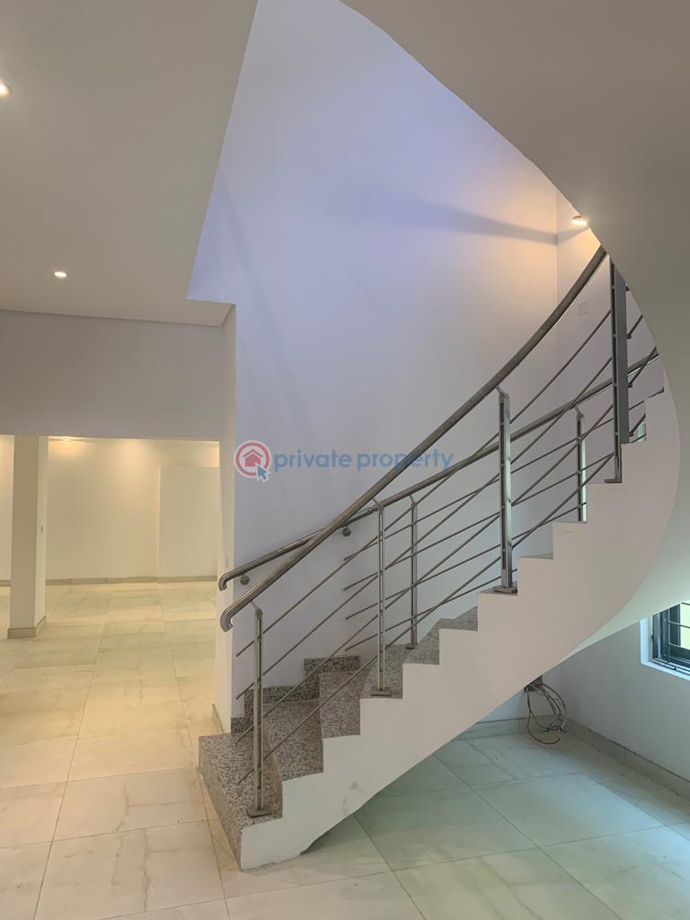 A newly built 5 bedroom detached duplex - 9 5 bedroom Detached Duplex For Sale Lekki Phase 1 Lagos - 9