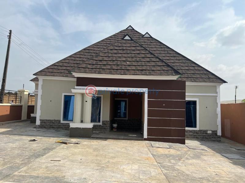 House For Sale At Kajorepo, Orogun, Ibadan Ibadan Oyo - 3