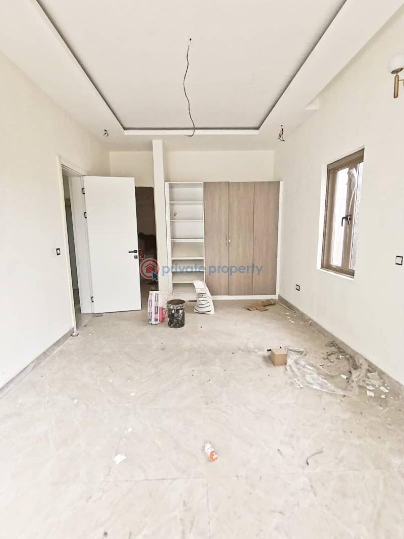 A newly built 5 bedroom semi detached duplex - 10 5 bedroom Detached Duplex For Sale Banana Island Ikoyi Lagos - 10
