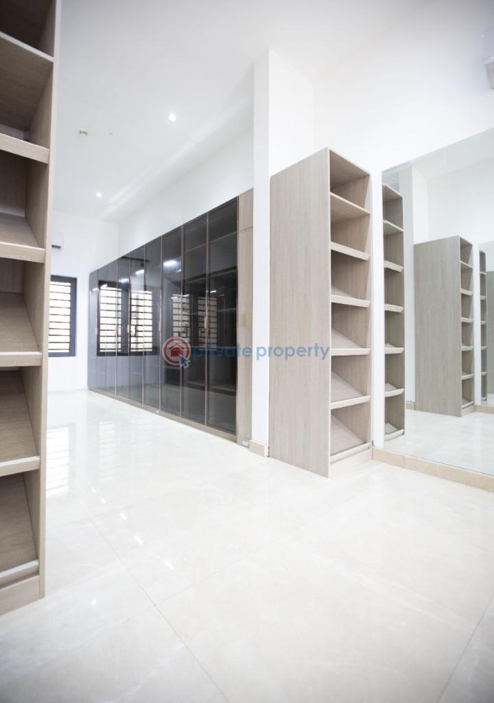 A newly built 5bedroom pent house - 7 5 bedroom Penthouse For Sale Luggard Avenue Falomo  Ikoyi Lagos - 7