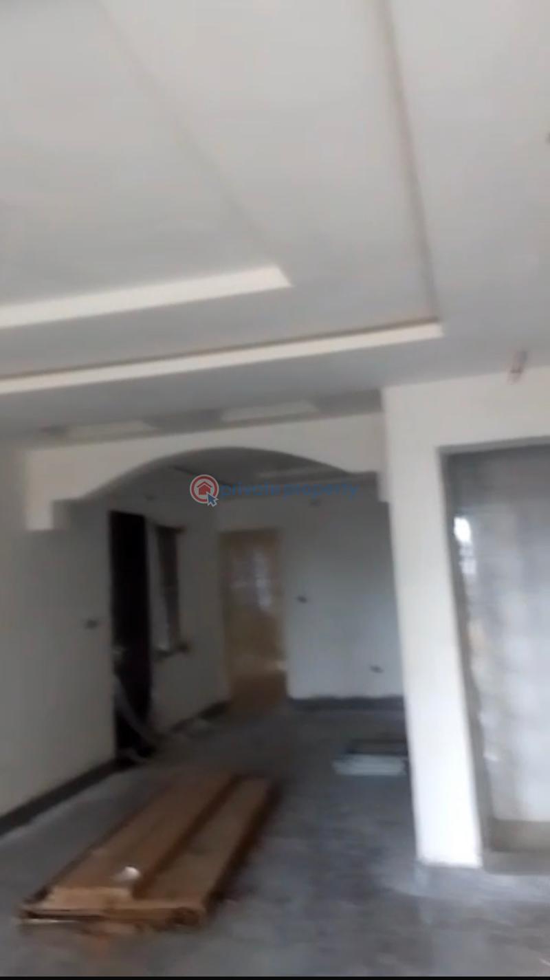 A newly built and standard 4 unit of 3 bedroom flat with a bq all rooms are in suit with guest toilet.  rent 10m x 2 yea - 2 3 bedroom Block Of Flats For Rent Maryland Lagos - 2