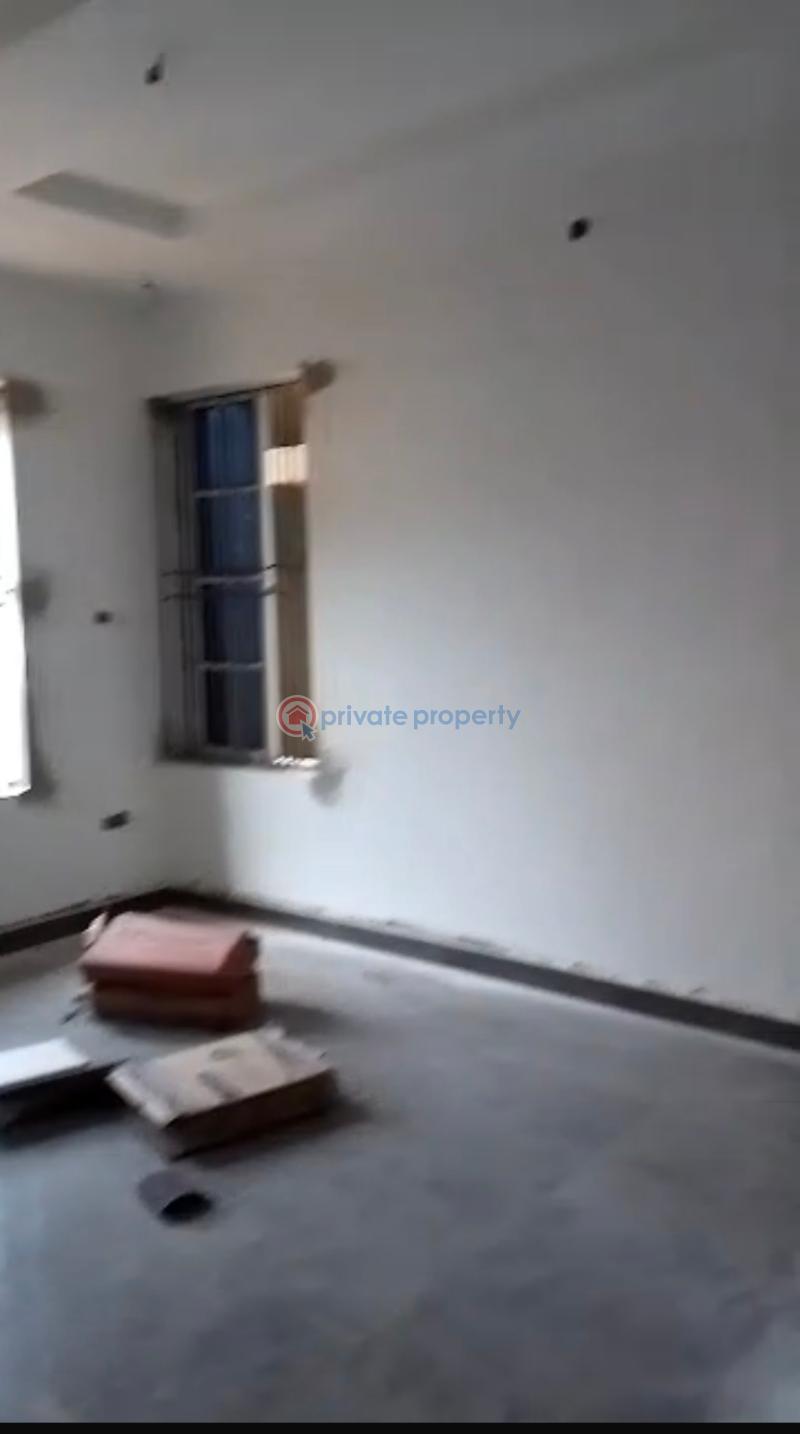 A newly built and standard 4 unit of 3 bedroom flat with a bq all rooms are in suit with guest toilet.  rent 10m x 2 yea - 1 3 bedroom Block Of Flats For Rent Maryland Lagos - 1