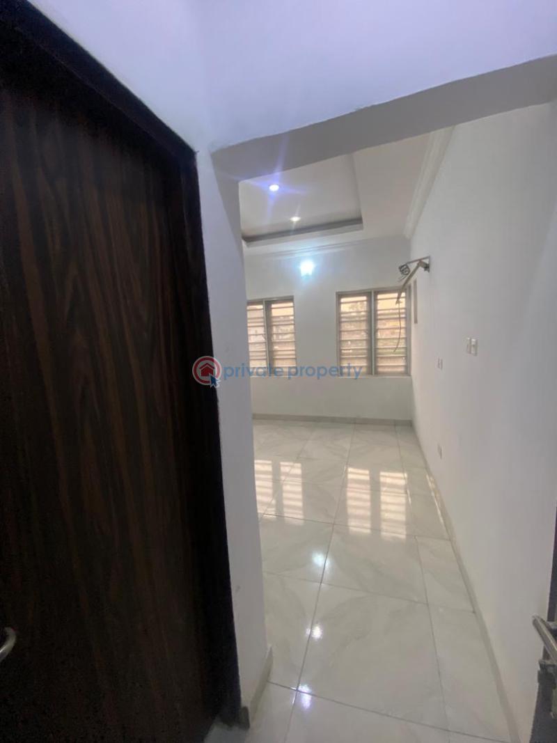 4 bedroom Block Of Flats For Rent Ogudu GRA Lagos - 9