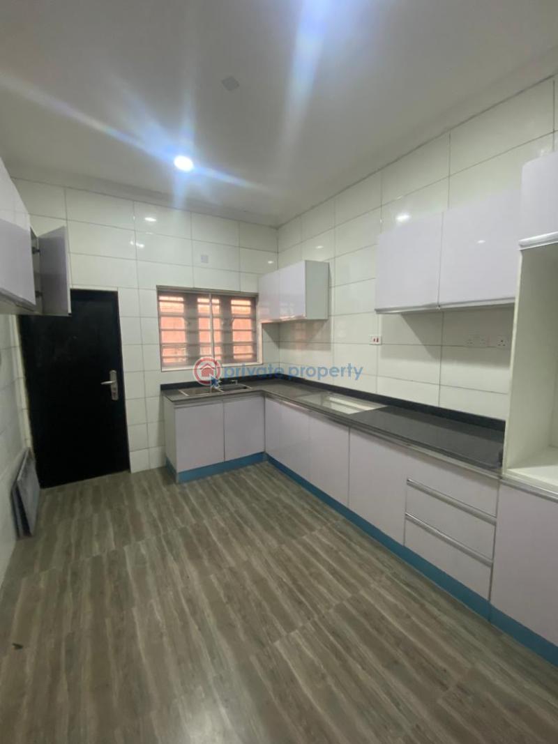 4 bedroom Block Of Flats For Rent Ogudu GRA Lagos - 5