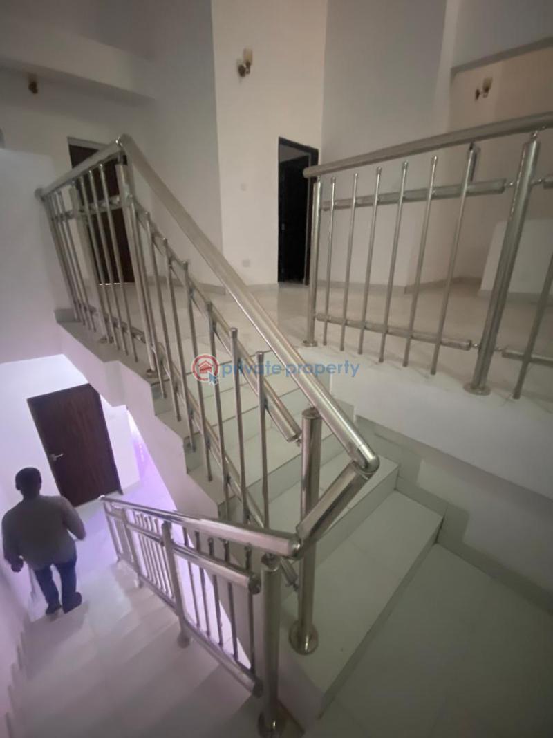4 bedroom Block Of Flats For Rent Ogudu GRA Lagos - 7