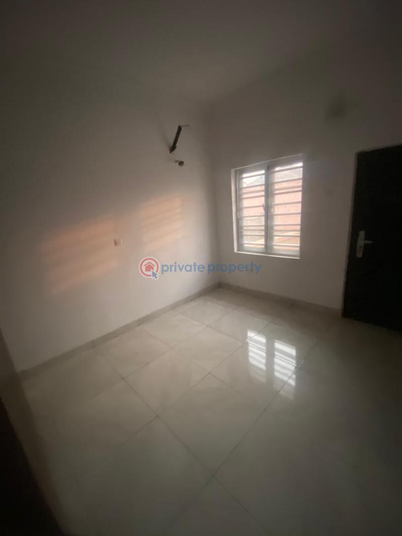 4 bedroom Block Of Flats For Rent Ogudu GRA Lagos - 3