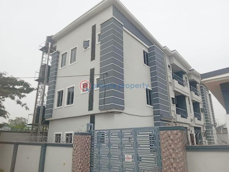 2 bedroom Block Of Flats For Rent Ogui Road, Enugu Suburb Enugu Area  - 1