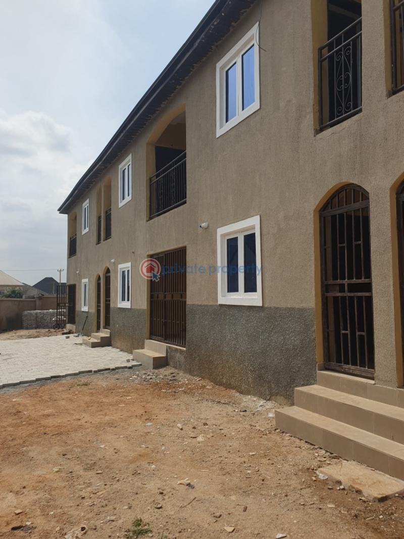 A newly built one bedroom for rent - 2 1 bedroom Mini Flat For Rent City College Karu Abuja Phase 4  - 2