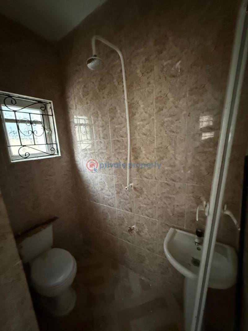 1 bedroom Block Of Flats For Rent Promiseland Elebu Akala Express Ibadan Oyo - 3