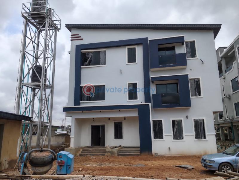 Commercial Property For Rent Located On Aperin Street, Old Bodija, Ibadan. Ibadan Oyo